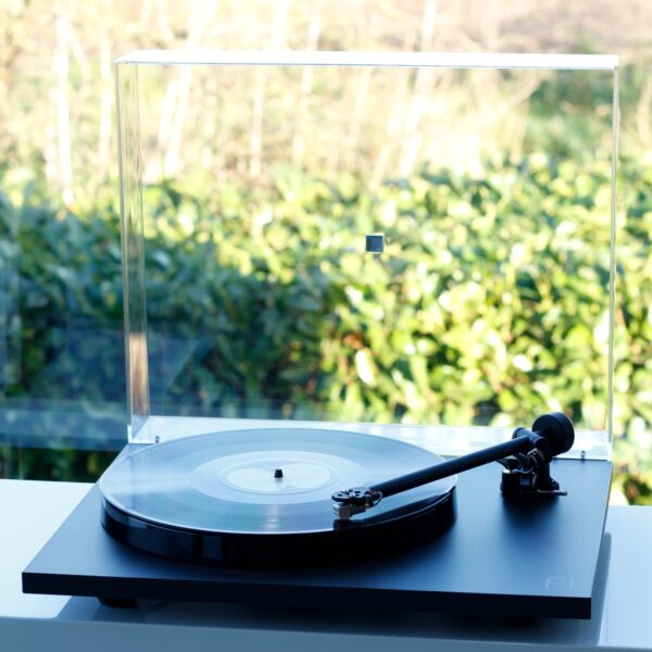 REGA Planar 1 Plus Platenspeler met voorversterker - Afbeelding 6
